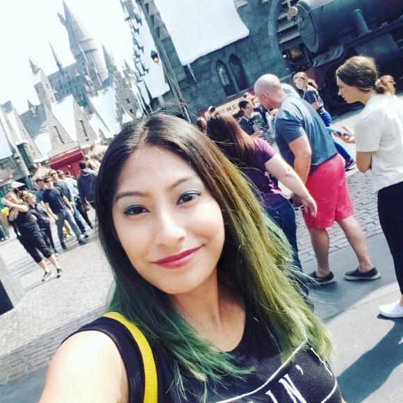 Meet your Posher, Carmela - Picture 1 of 1